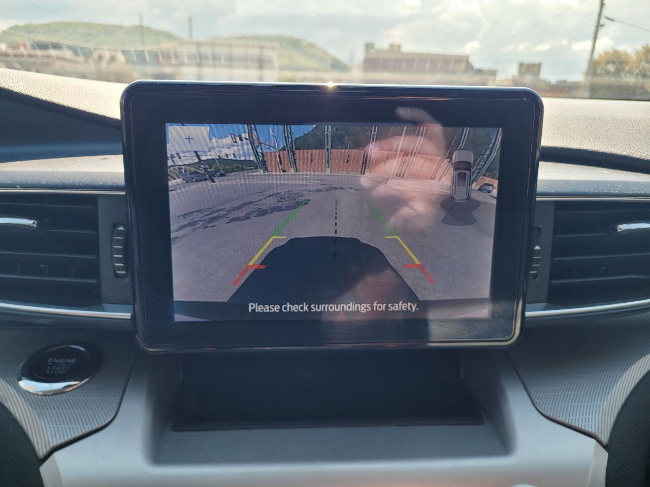 Used 2022 Ford Explorer XLT w/ Equipment Group 202A image 22