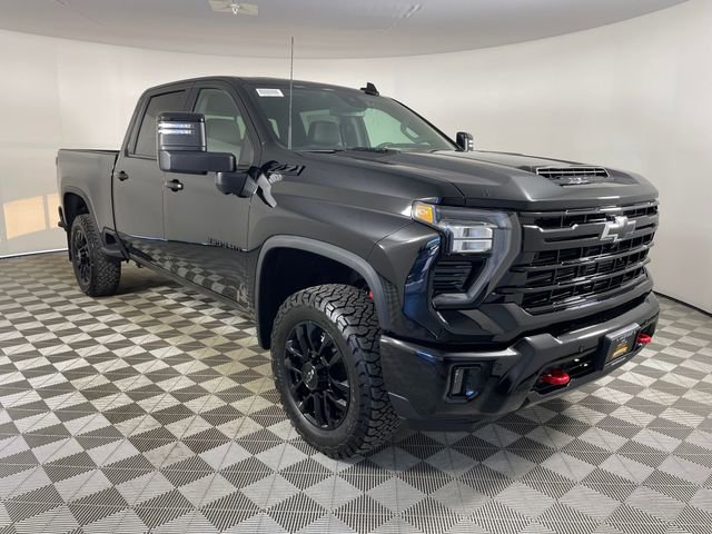 New 2026 Chevrolet Silverado 3500 LTZ image 7