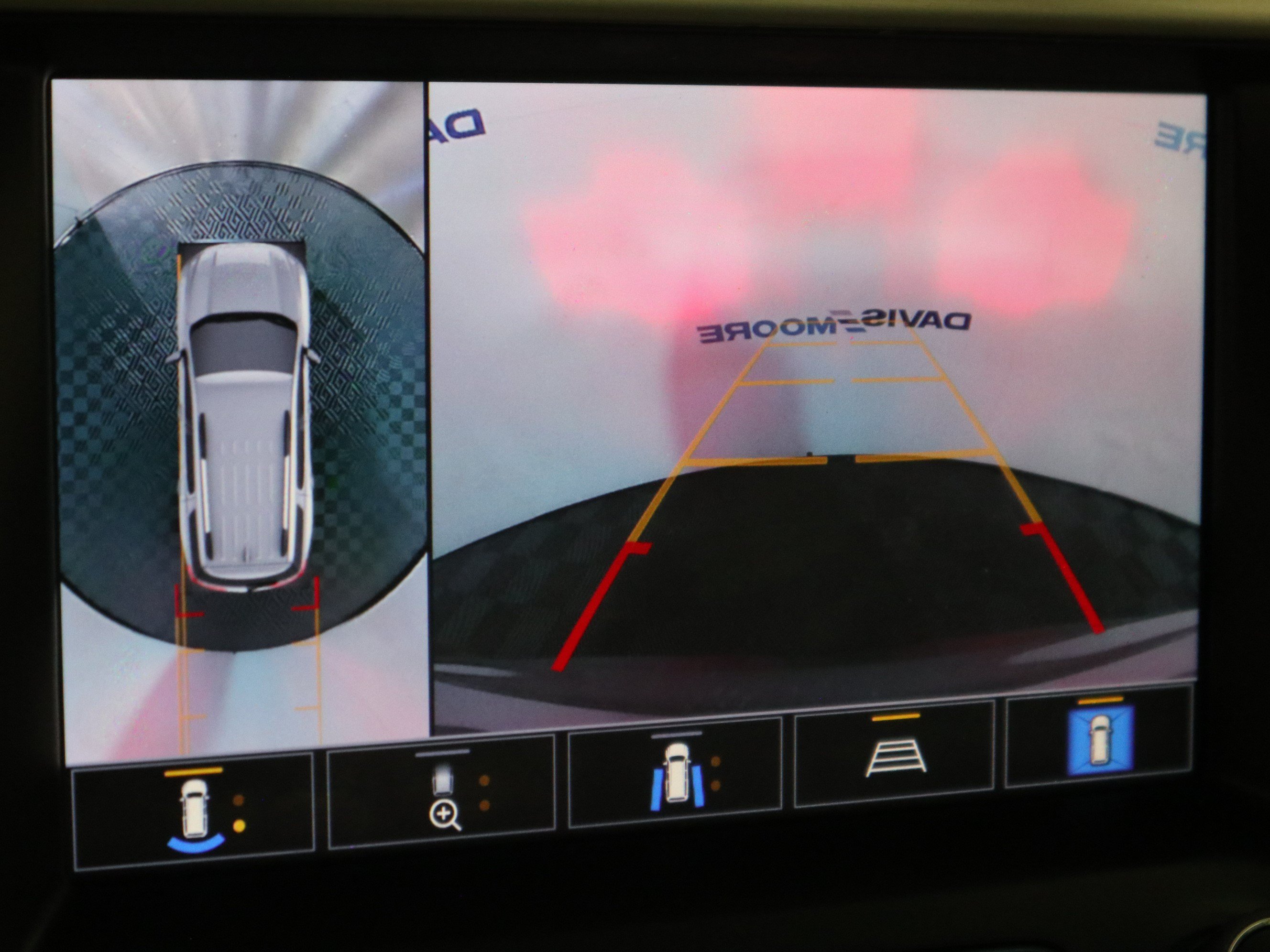 Used 2023 GMC Acadia SLT w/ Technology Package FWD image 25