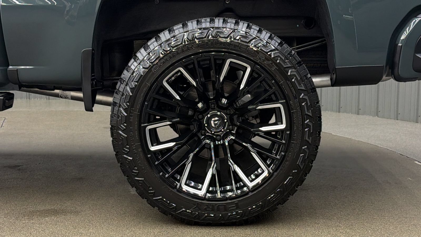 Used 2026 Chevrolet Silverado 1500 High Country w/ High Country Premium Package AWD/4WD image 12