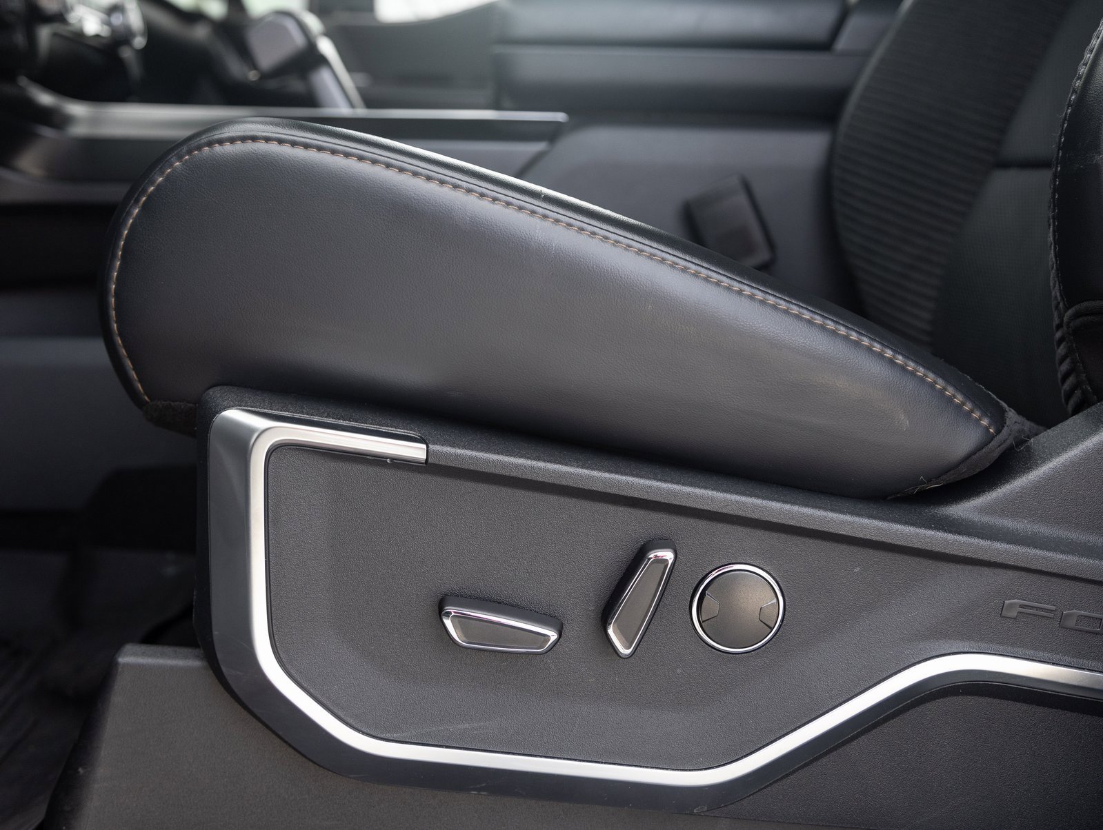 Used 2023 Ford F150 Raptor image 23