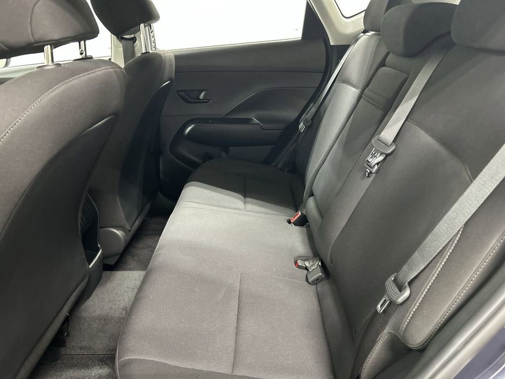 Used 2024 Hyundai Kona SE FWD image 21