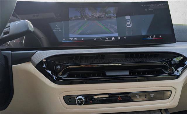 New 2026 BMW 330i Sedan w/ Convenience Package RWD image 14