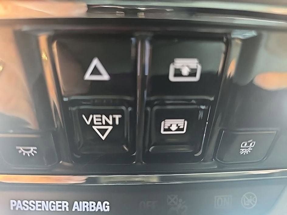 Used 2022 Lincoln Corsair AWD w/ Premium Package image 27