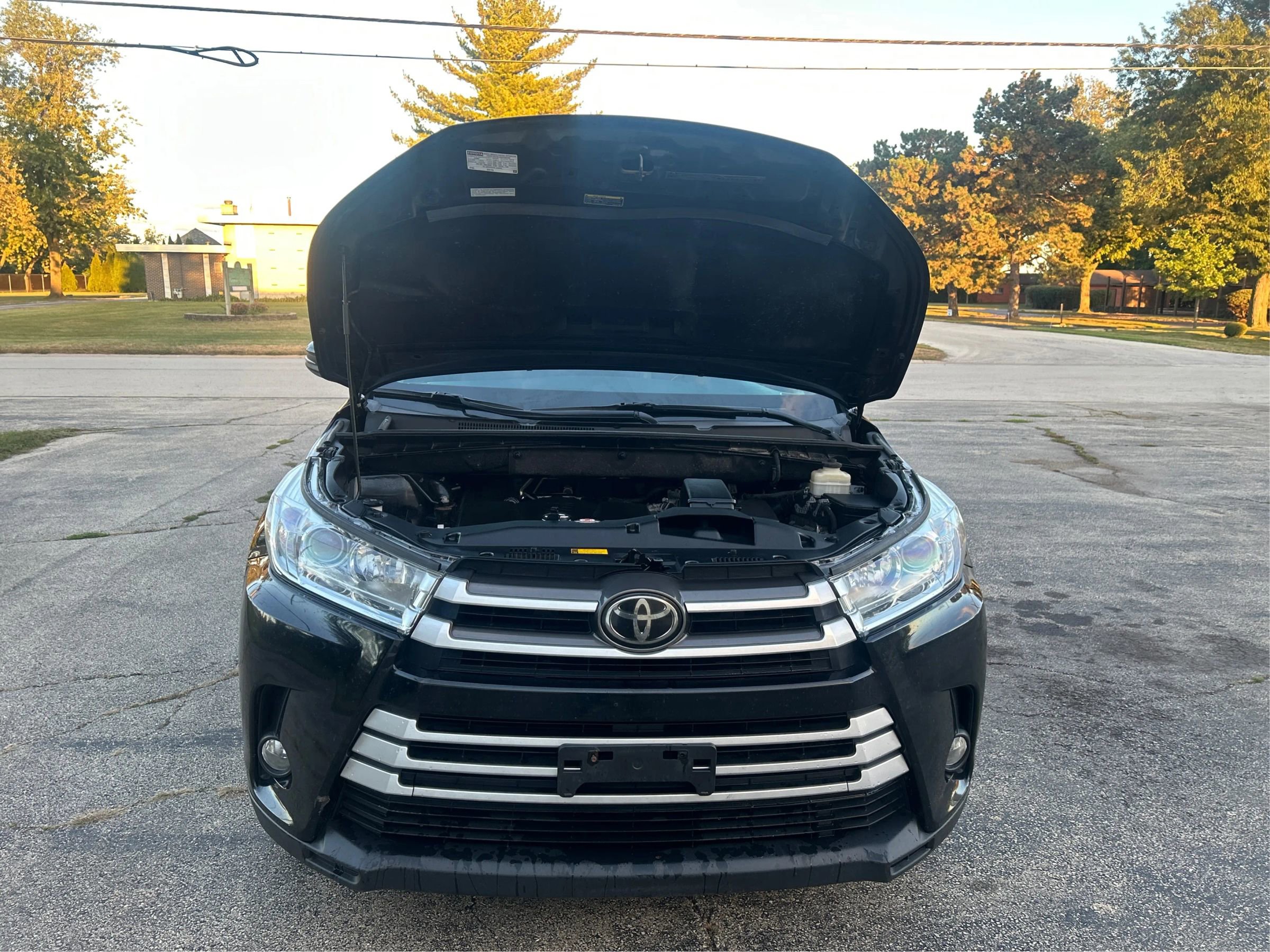 Used 2018 Toyota Highlander XLE image 13