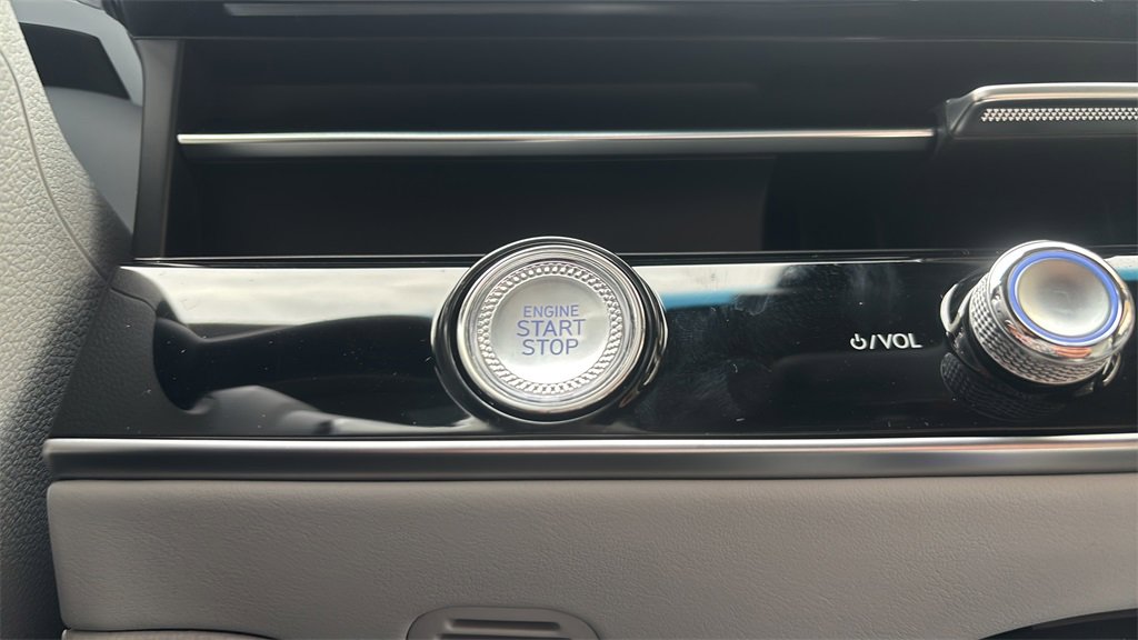 New 2026 Genesis GV70 2.5T Advanced image 26