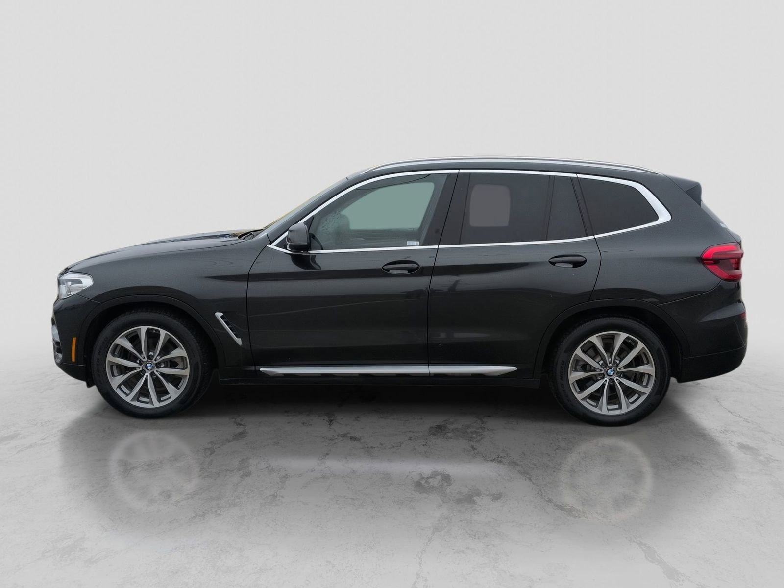 Used 2018 BMW X3 xDrive30i image 3