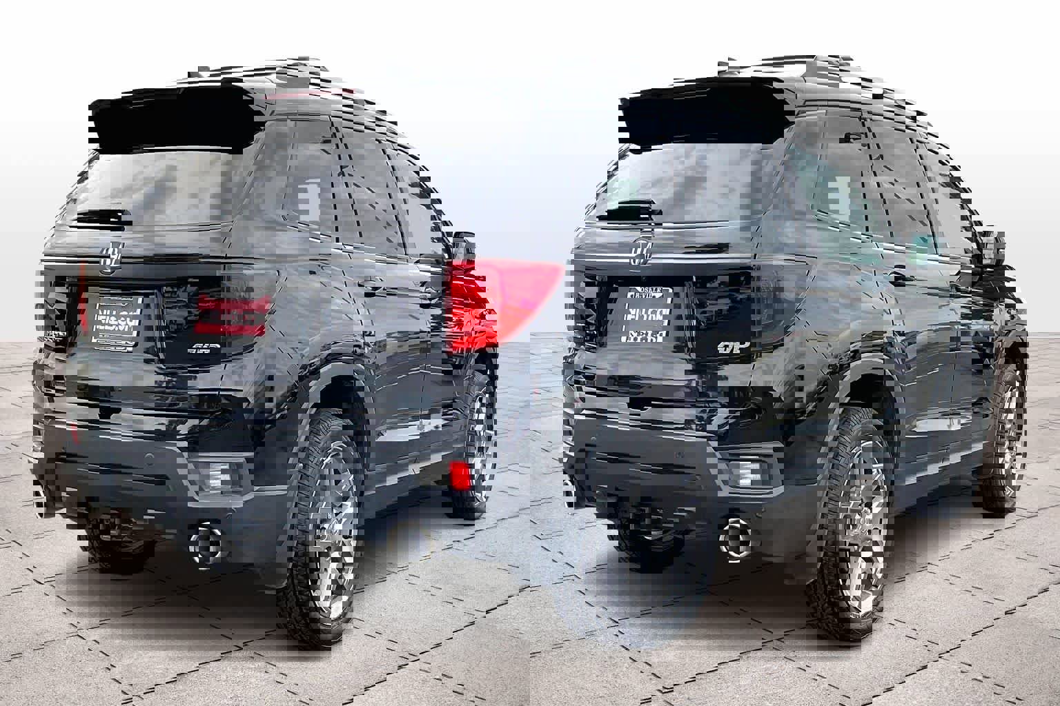 Used 2023 Honda Passport EX-L image 14