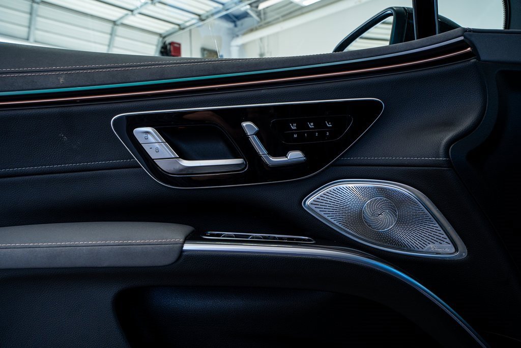 Used 2023 Mercedes-Benz EQS 450+ SUV image 32