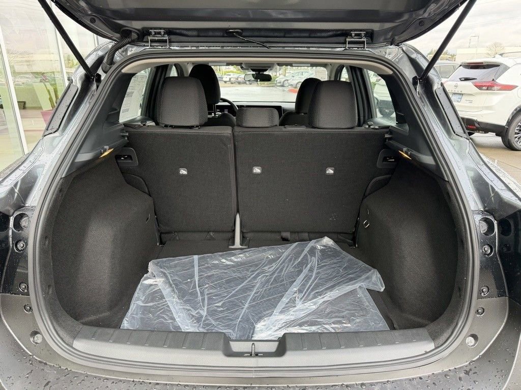 New 2026 Nissan Kicks S image 11