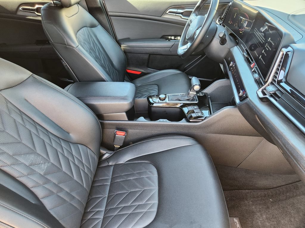 Certified 2025 Kia Sportage X-Line w/ Premium Package AWD/4WD image 13