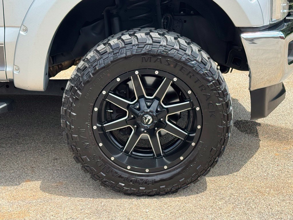Used 2019 Ford F250 XLT AWD/4WD image 9