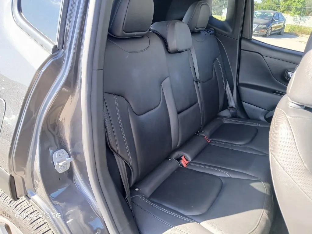 Used 2020 Jeep Renegade Limited w/ LED Lighting Group image 14