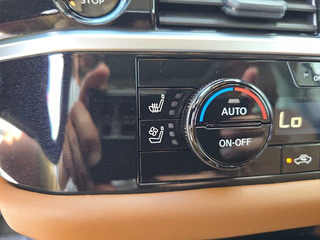 Used 2025 Nissan Pathfinder Platinum w/ Cargo Package image 22