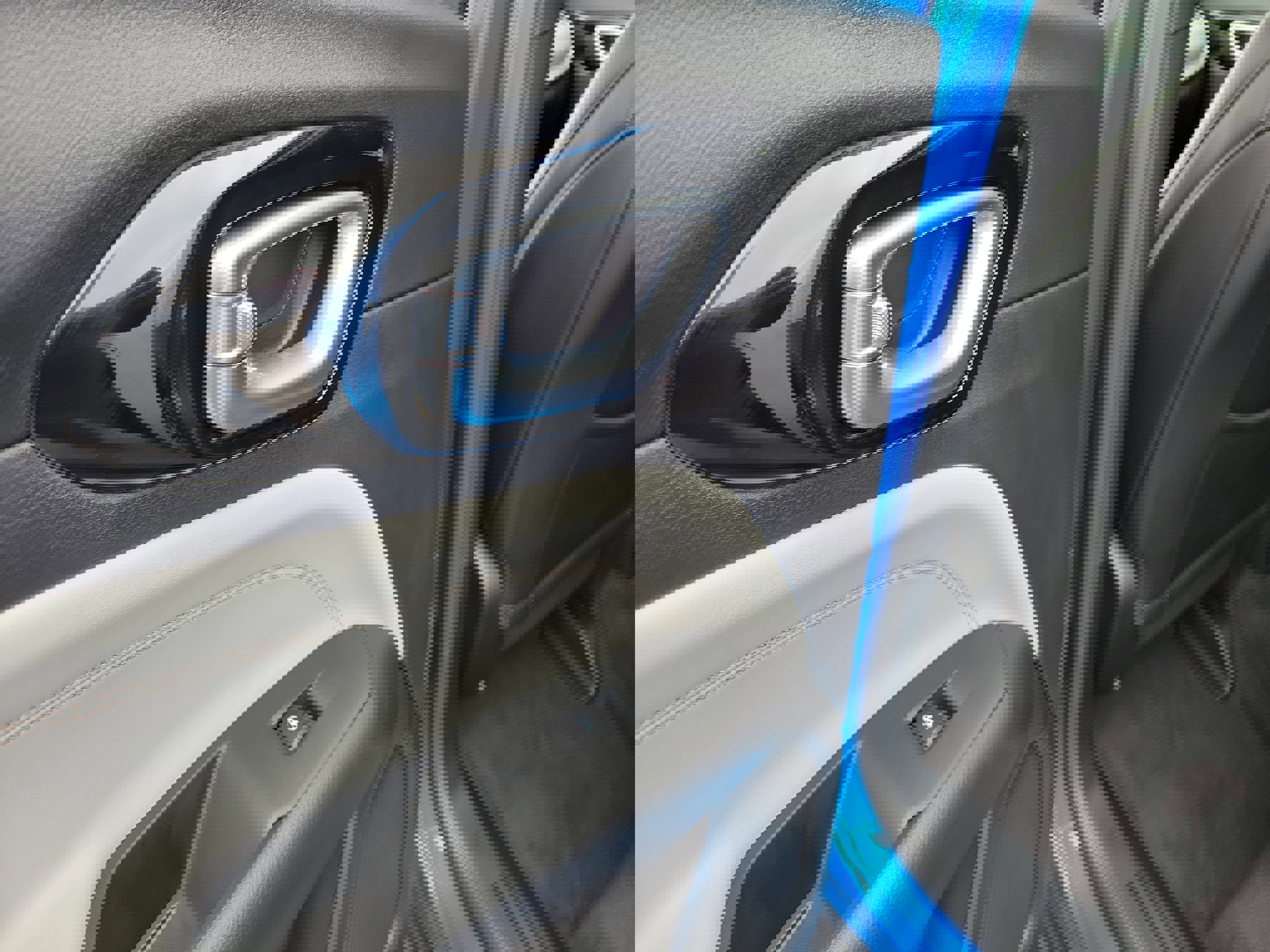 Used 2024 Jeep Compass Limited image 13