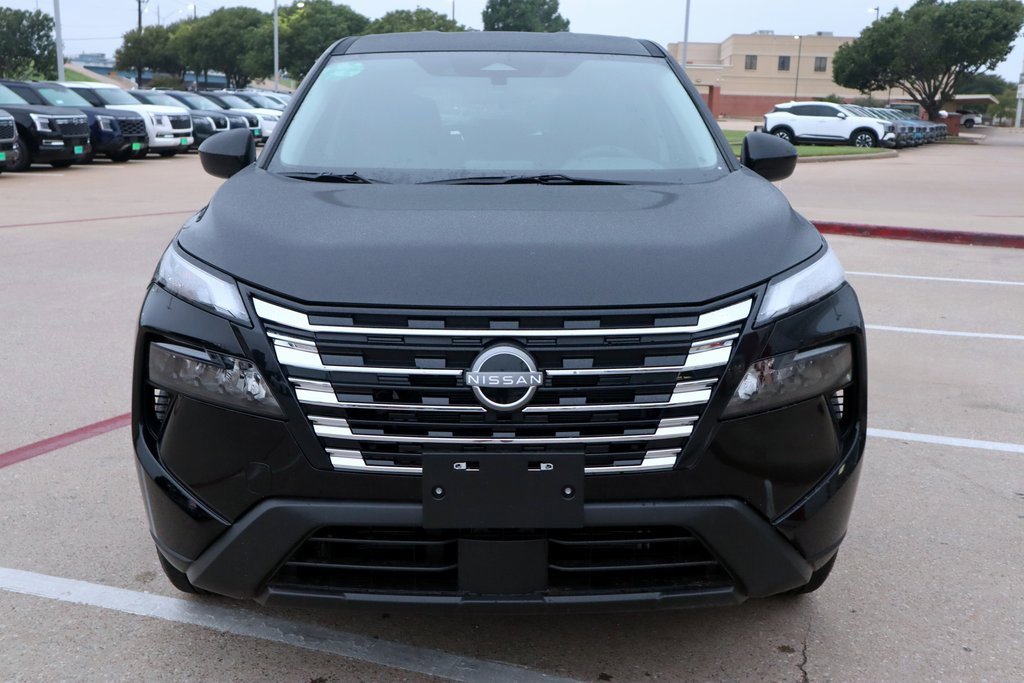New 2026 Nissan Rogue SV image 4