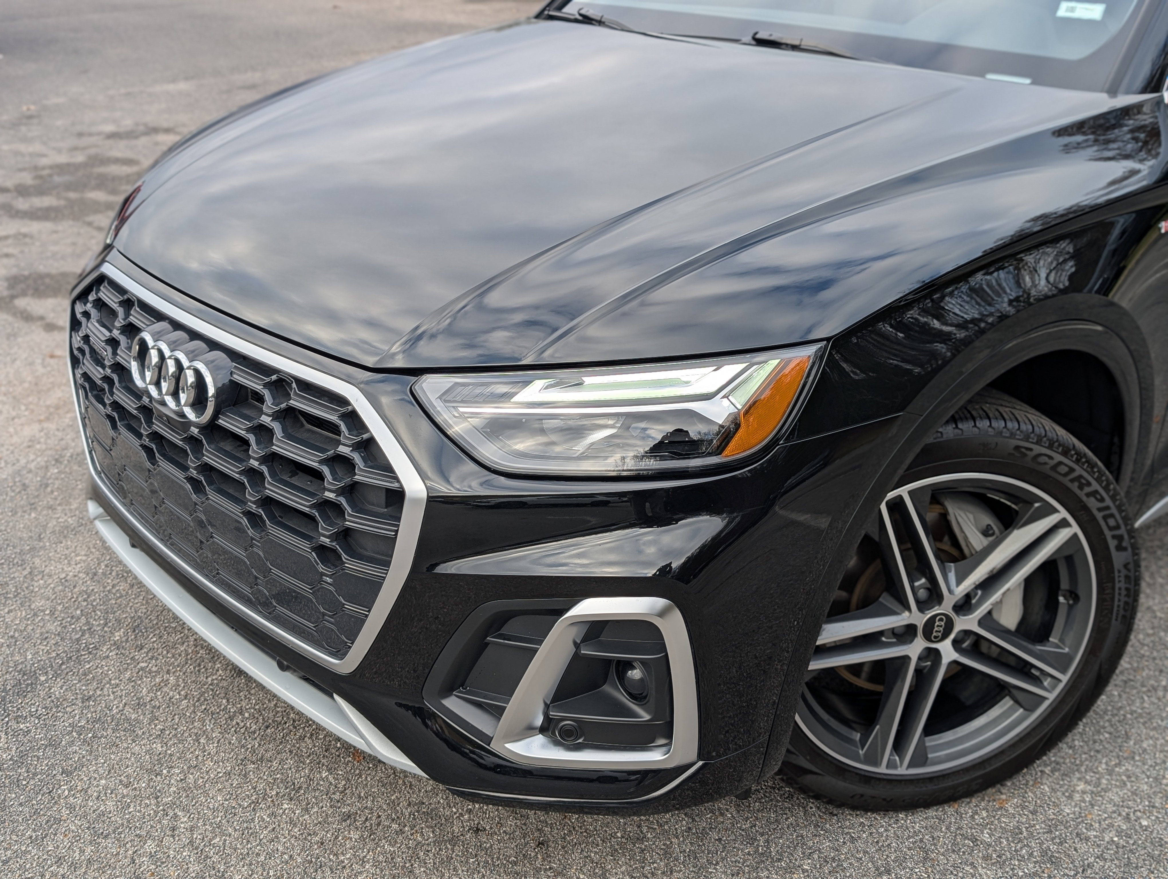 Used 2024 Audi Q5 e Premium Plus image 14