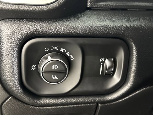 Used 2021 RAM 1500 Big Horn image 29