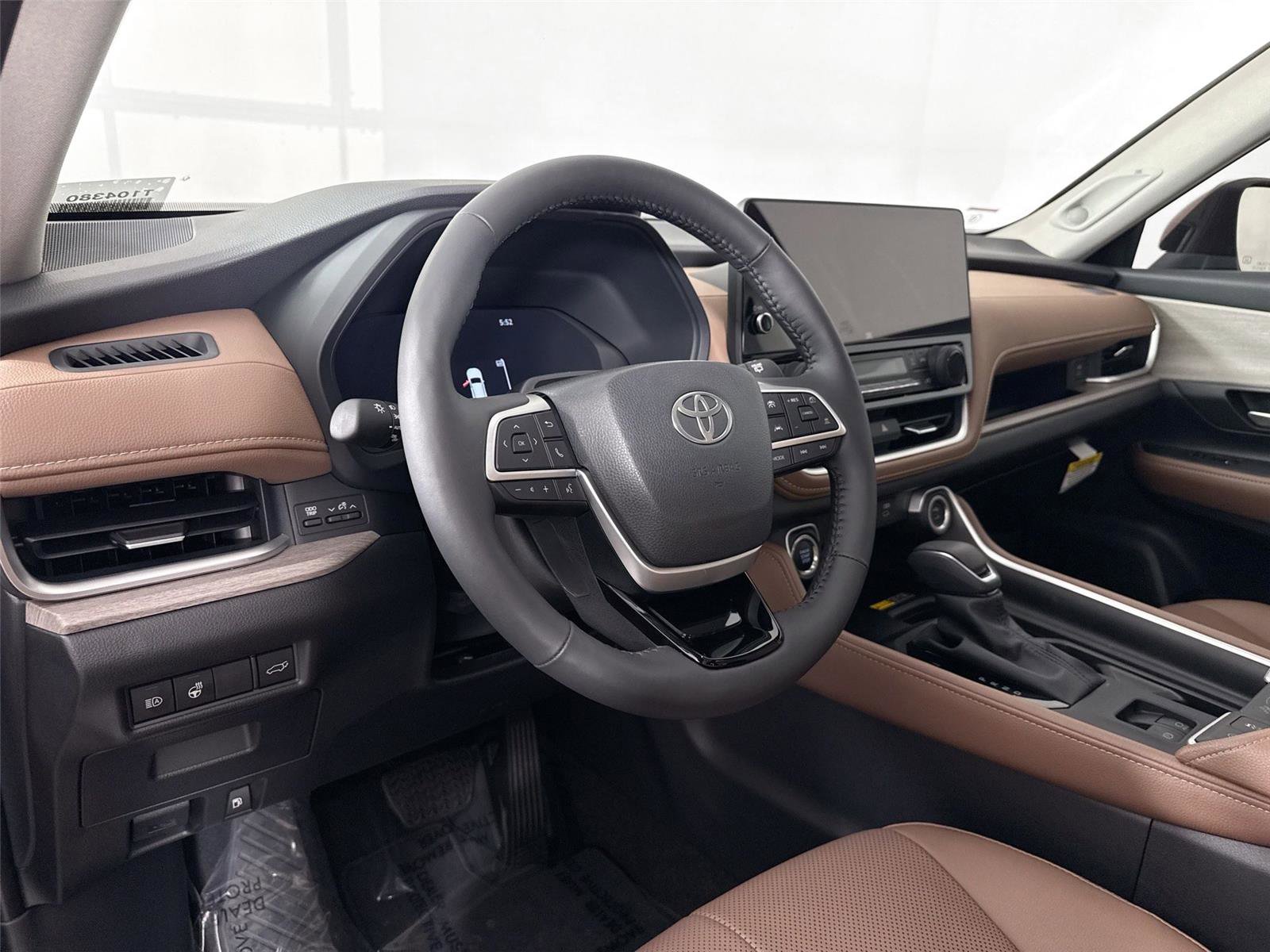 Certified 2026 Toyota Grand Highlander Platinum image 13