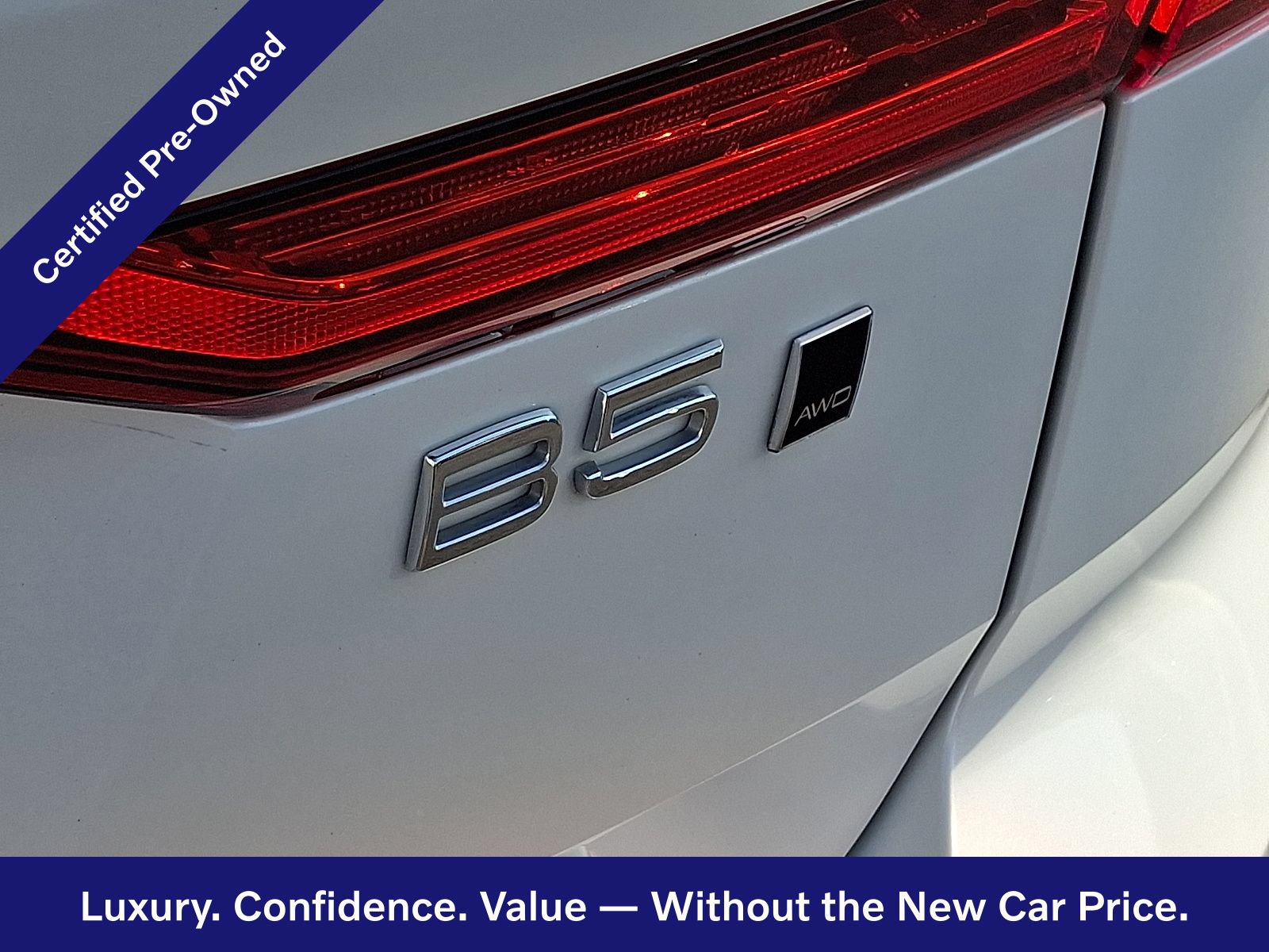 Certified 2022 Volvo XC60 B5 Momentum w/ Advanced Package AWD/4WD image 31