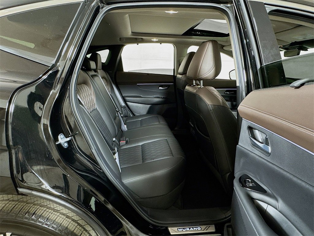 Used 2025 Nissan Murano Platinum w/ Cargo Package image 27