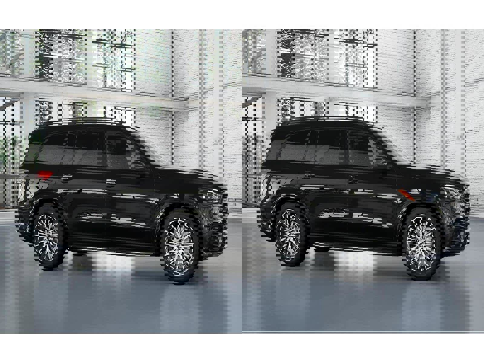 New 2025 Mercedes-Benz GLS 580 4MATIC image 13