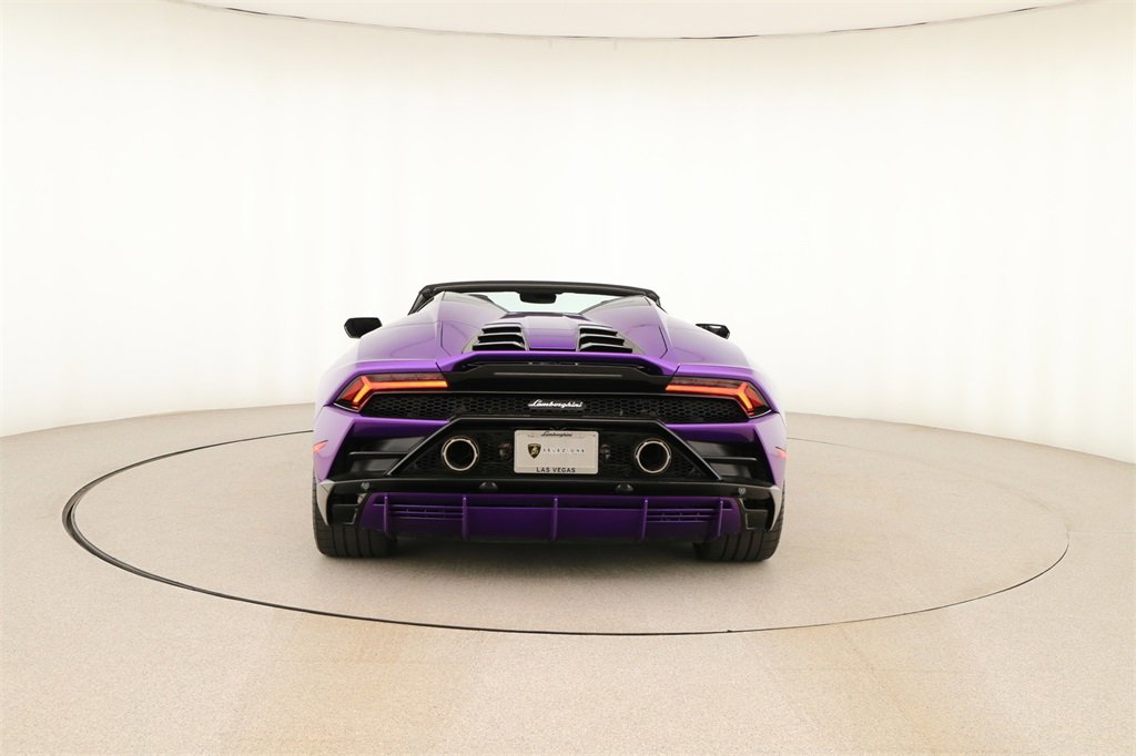 Used 2024 Lamborghini Huracan EVO image 5
