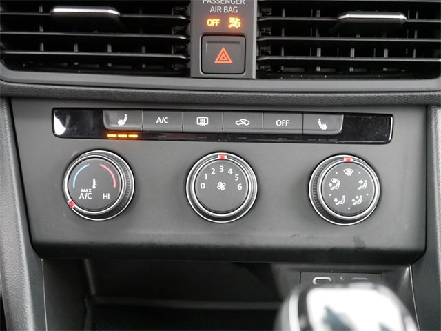 Certified 2024 Volkswagen Jetta Sport image 30