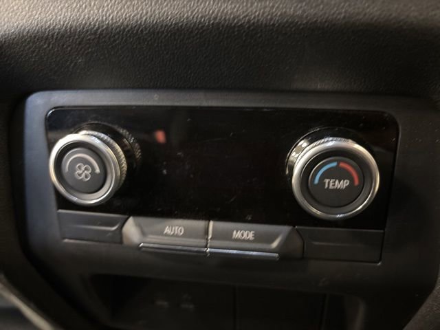 Used 2025 Buick Enclave Preferred image 18