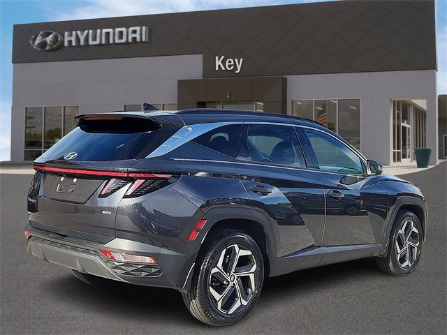 Certified 2022 Hyundai Tucson Limited w/ Cargo Package image 3