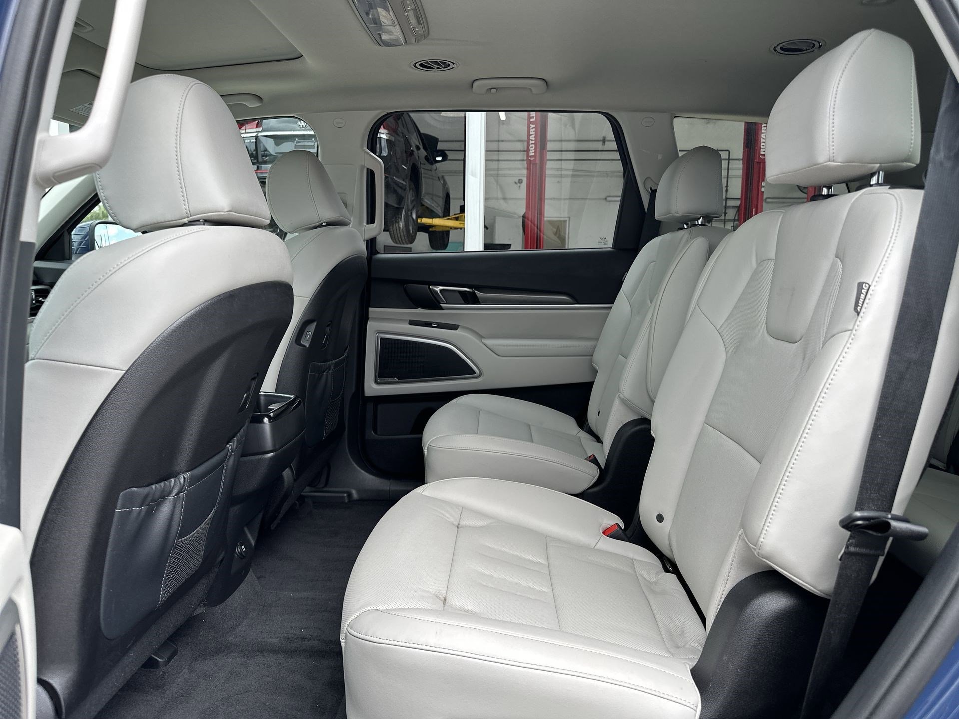 Used 2023 Kia Telluride S w/ S Sunroof Package FWD image 23