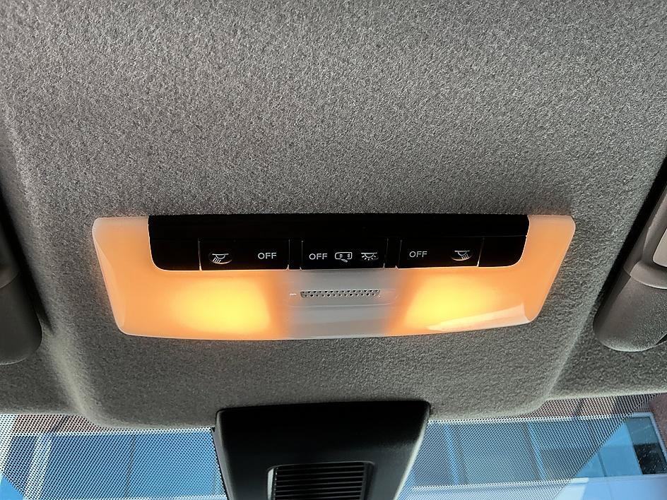 Certified 2025 Nissan Kicks Play S FWD image 22
