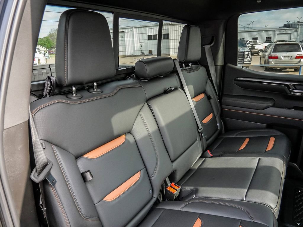 Used 2025 GMC Sierra 1500 AT4 w/ Technology Package image 24