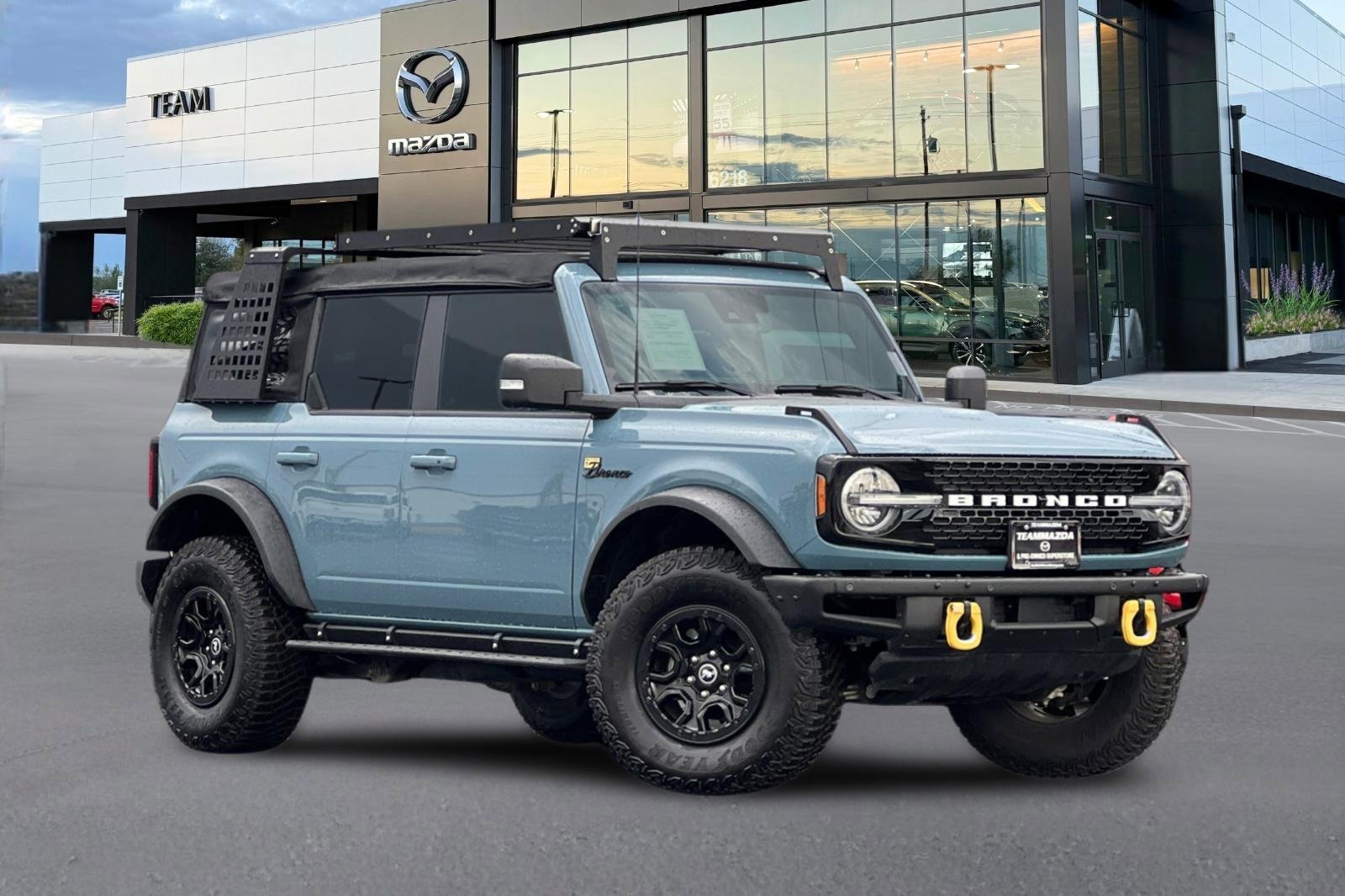 Used 2022 Ford Bronco Wildtrak image 2