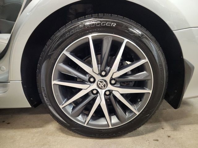 Used 2022 Toyota Camry XLE w/ Cold Weather Package FWD image 27
