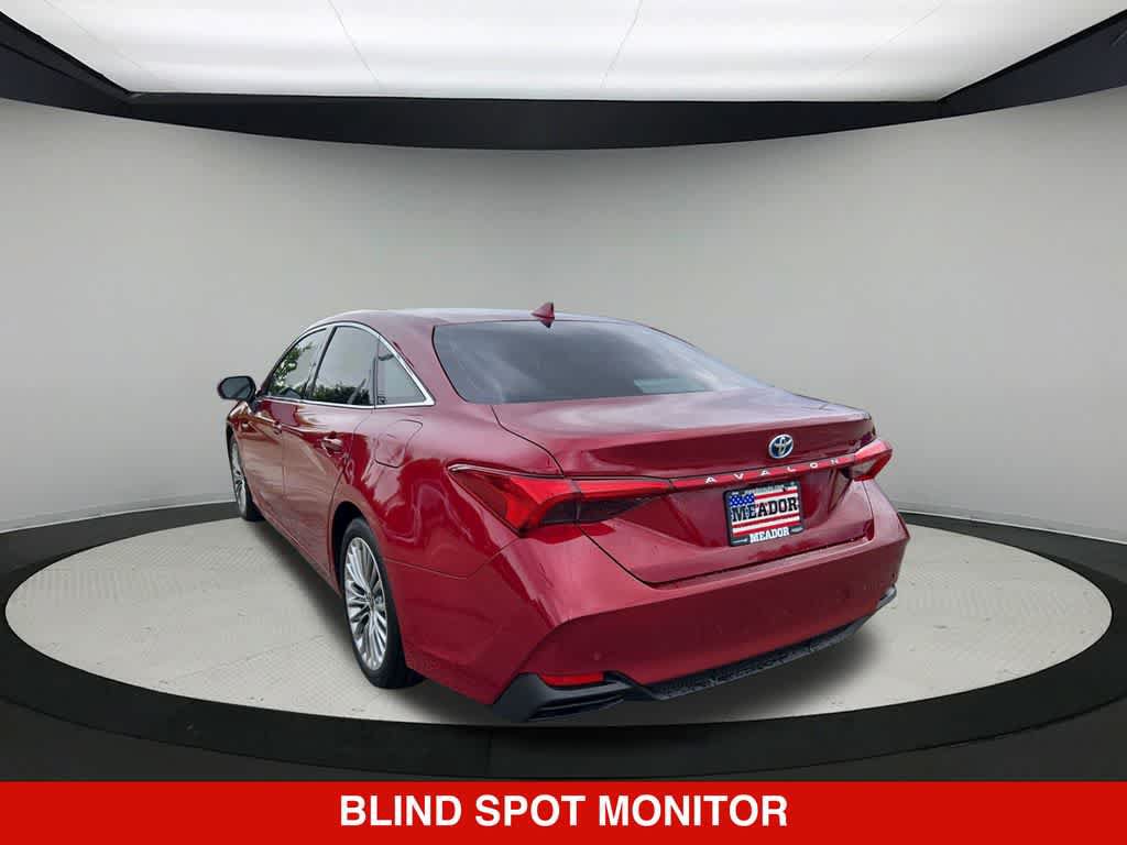 Used 2021 Toyota Avalon Limited w/ Advanced Safety Package FWD image 4