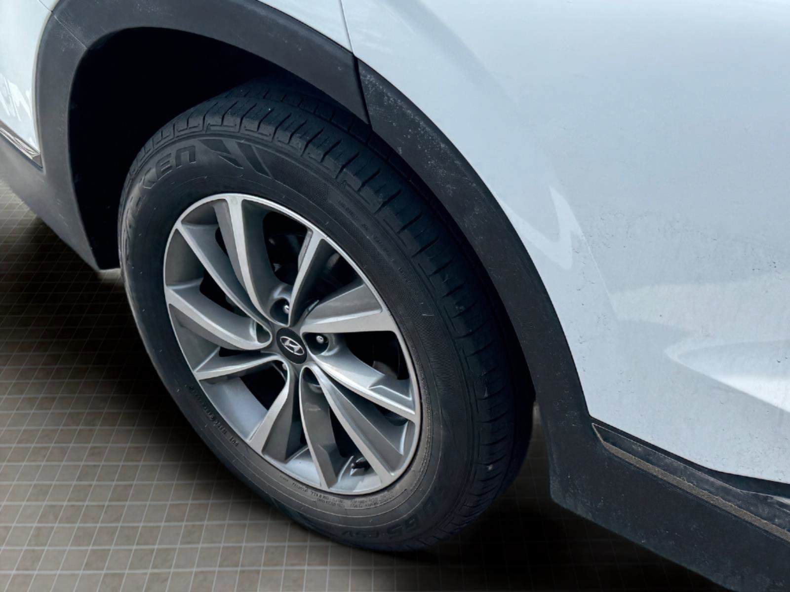 Used 2020 Hyundai Santa Fe Limited image 13