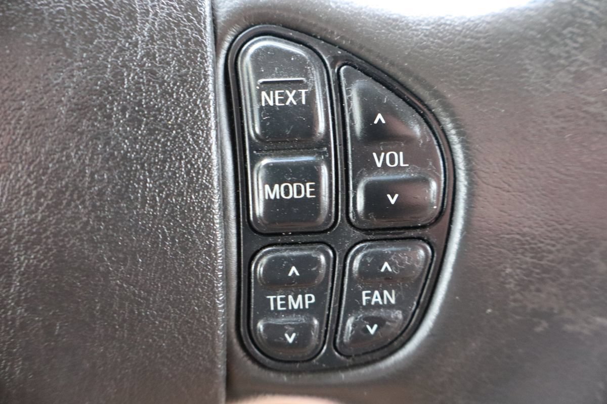 Used 2005 Ford Excursion Eddie Bauer AWD/4WD image 32