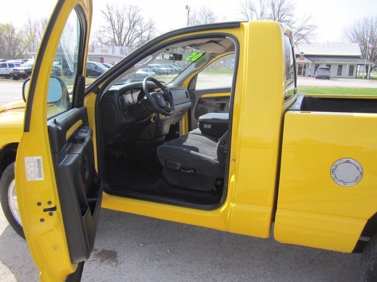 Used 2005 Dodge Ram 1500 Truck SLT w/ Rumblebee Group image 10