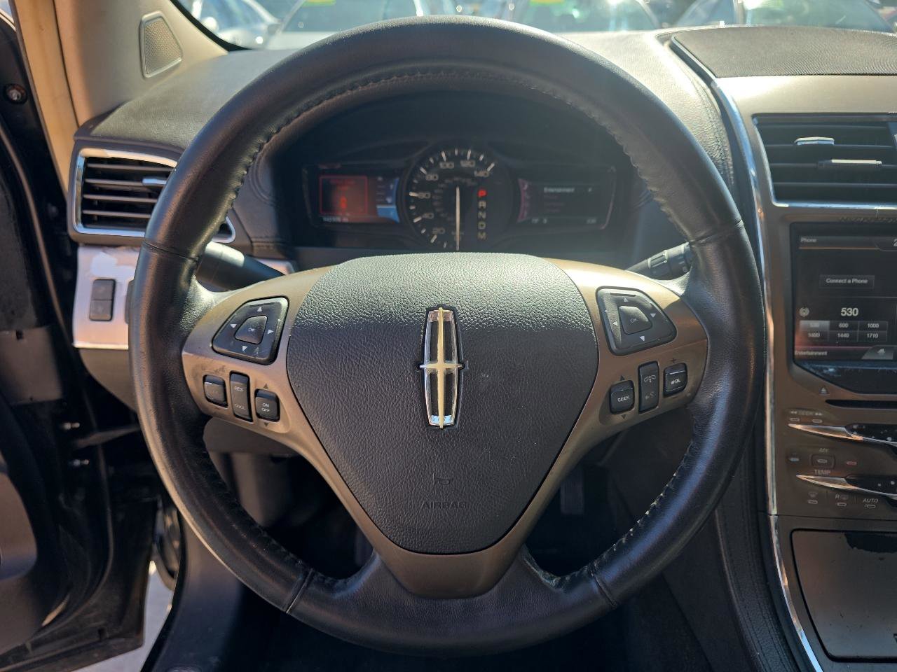 Used 2012 Lincoln MKX FWD image 14