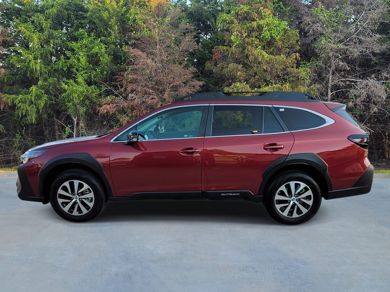 Certified 2025 Subaru Outback Premium AWD/4WD image 21