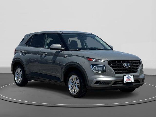 Used 2021 Hyundai Venue SE FWD image 4
