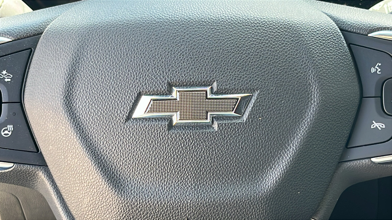 Used 2024 Chevrolet TrailBlazer ACTIV w/ Convenience Package FWD image 17