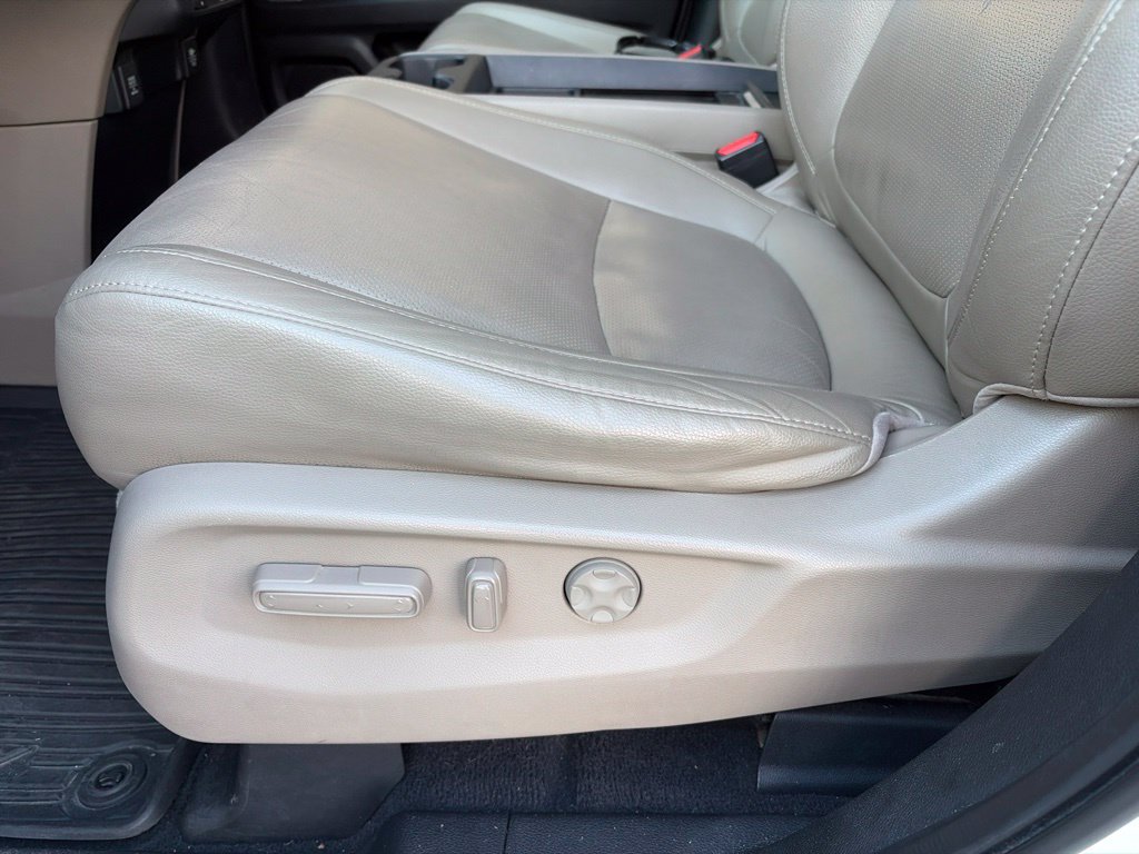 Used 2019 Honda Odyssey Elite image 14