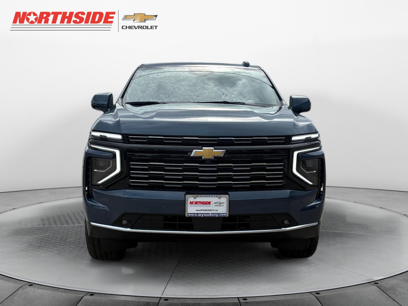 New 2027 Chevrolet Tahoe High Country AWD/4WD image 2