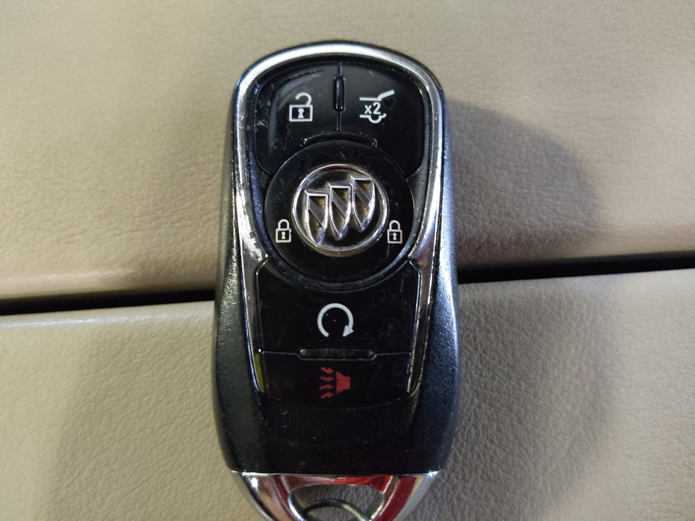 Used 2017 Buick Envision Essence FWD image 32