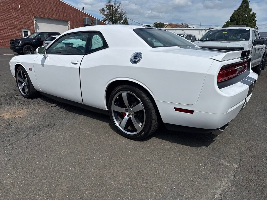 Used 2012 Dodge Challenger SRT8 w/ Premium Sound Group RWD image 7