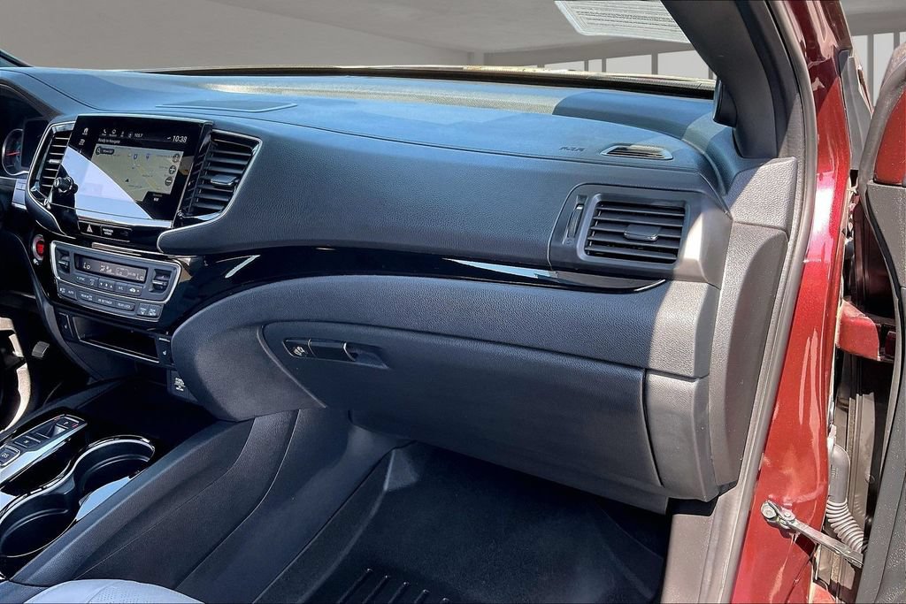 Certified 2021 Honda Passport Touring image 26
