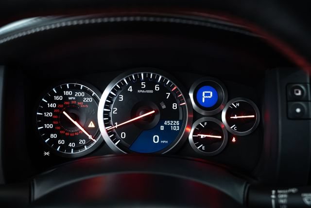Used 2014 Nissan GT-R Premium AWD/4WD image 32