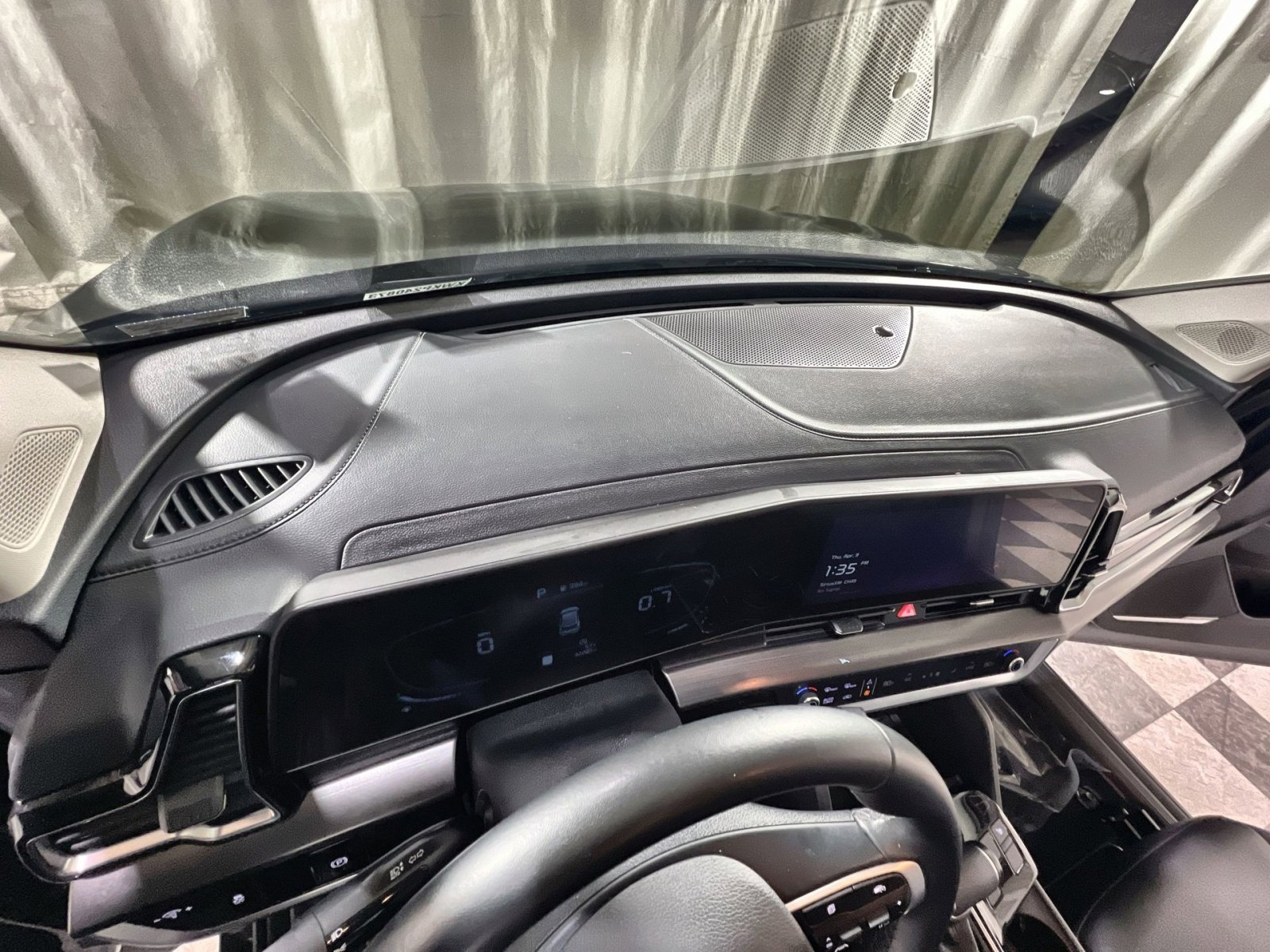 Used 2024 Kia Sportage EX FWD image 19